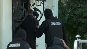 Profesorii din Buzău, acuzați de trafic de substanțe interzise, au fost arestați
